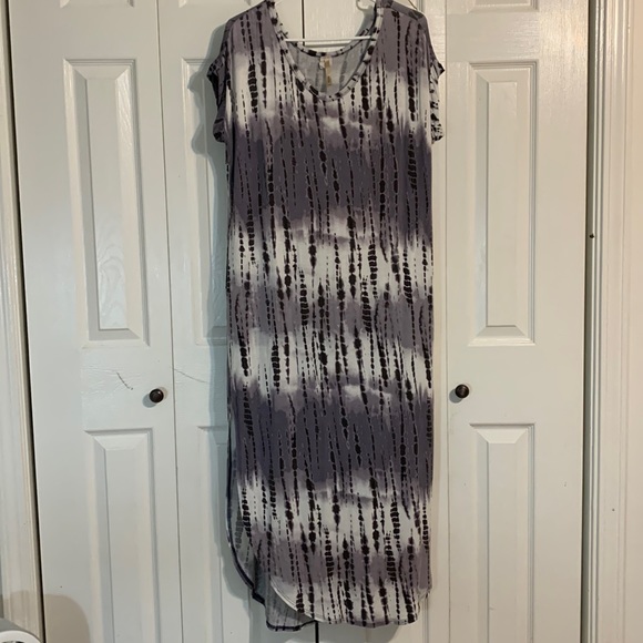 MOA USA Dresses & Skirts - Womens Short Sleeved Swing Dress with Pockets